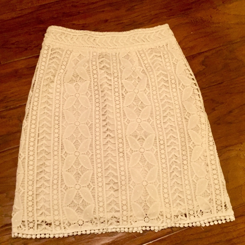 Cream Eyelet Skirt - Sz S